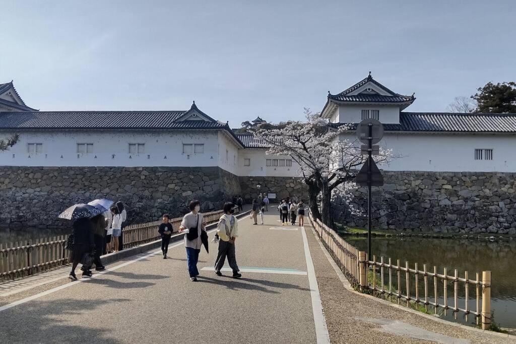 Villa Hikone Castle Exterior foto